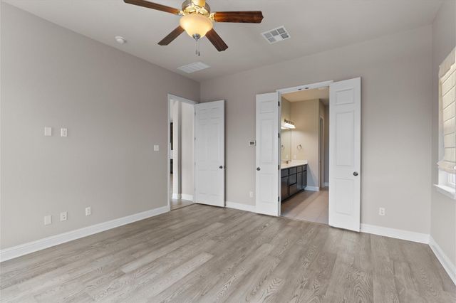 622 Cheyenne LN, Cedar Park, TX 78613