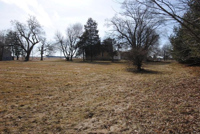 W4614 Potter ROAD, Elkhorn, WI 53121