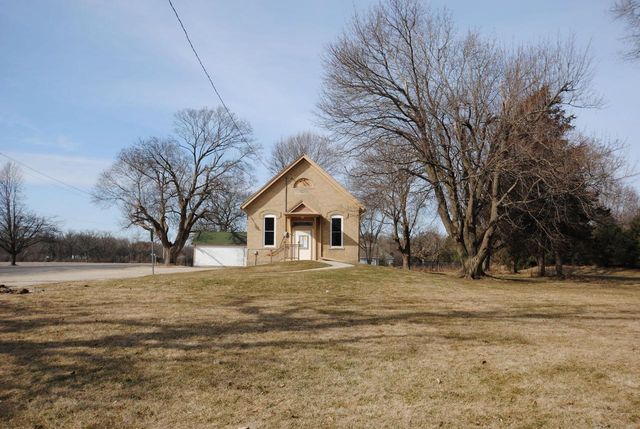 W4614 Potter ROAD, Elkhorn, WI 53121