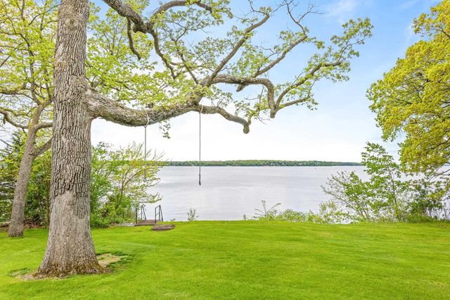 607C Illinois Avenue, Green Lake, WI 54941