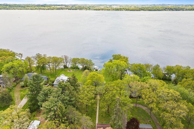 607C Illinois Avenue, Green Lake, WI 54941