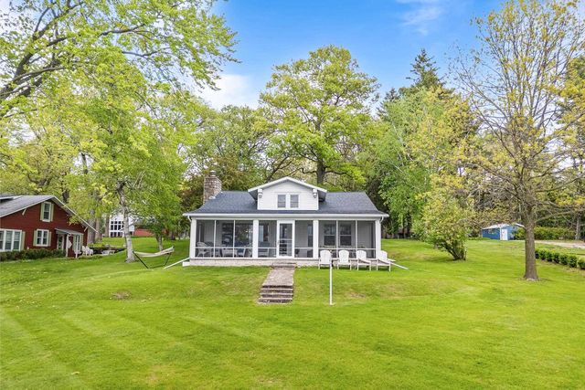 607C Illinois Avenue, Green Lake, WI 54941