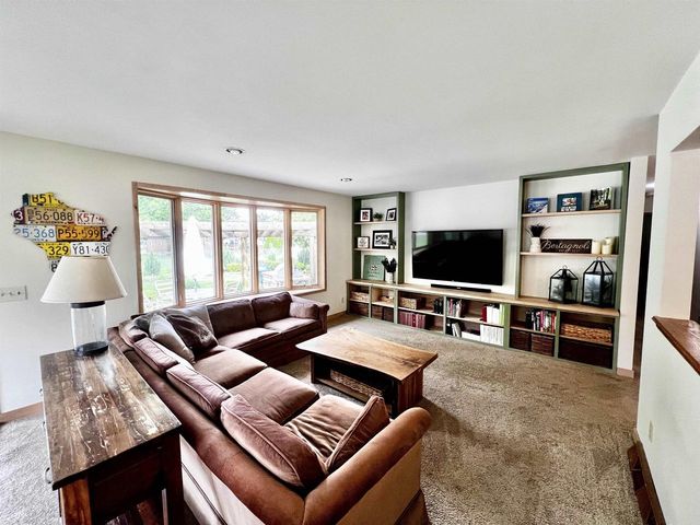 2830 S 4th Street, Wisconsin Rapids, WI 54494
