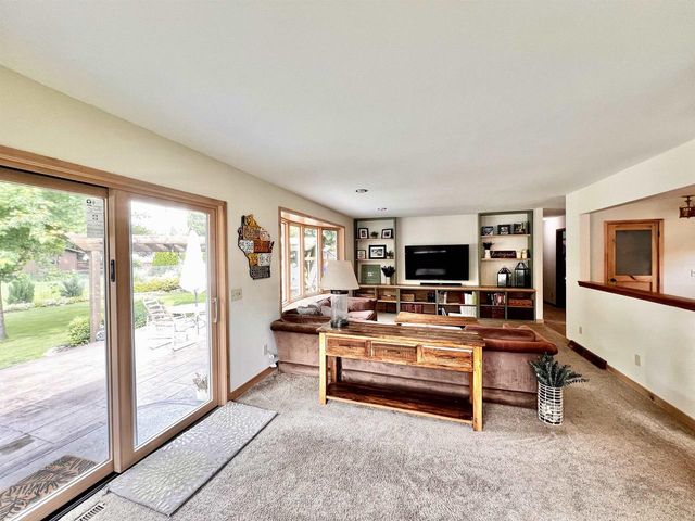 2830 S 4th Street, Wisconsin Rapids, WI 54494