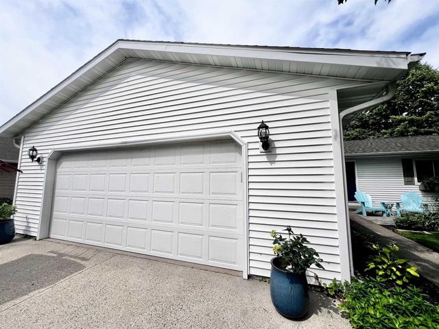 2830 S 4th Street, Wisconsin Rapids, WI 54494