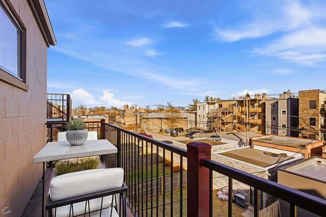 4739 S Indiana Avenue, Chicago, IL 60615