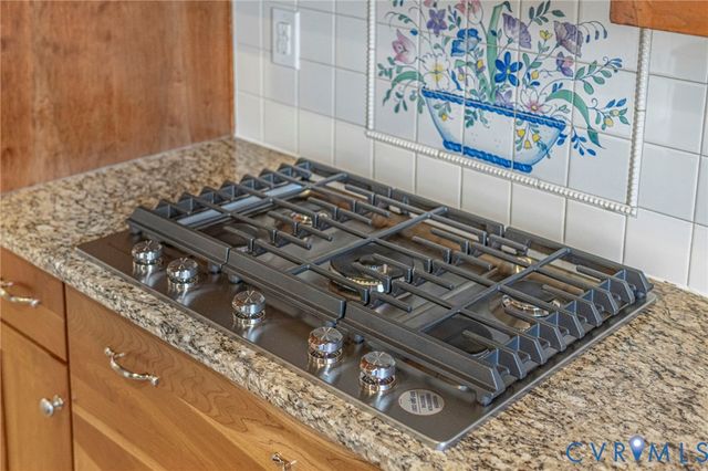 1185 Belle Meade Rd, Bumpass, VA 23024