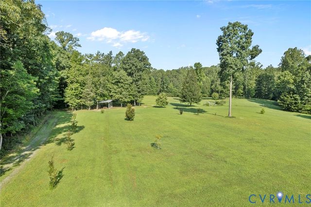 1185 Belle Meade Rd, Bumpass, VA 23024