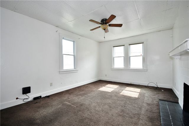 132 John St, Mt Oliver, PA 15210