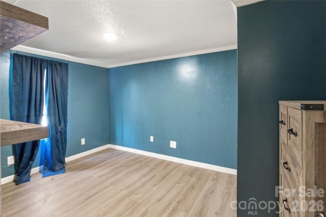 4312 Getaway Lane, Maiden, NC 28650