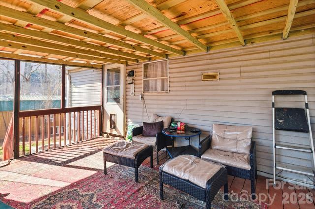 4312 Getaway Lane, Maiden, NC 28650