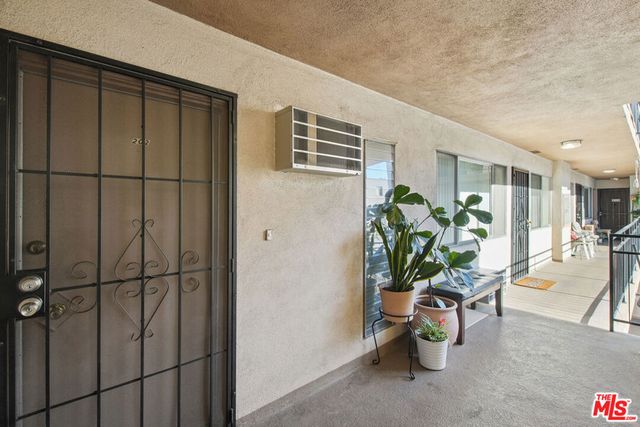 7540 Hampton 202, West Hollywood, CA 90046