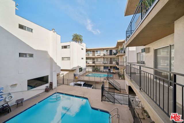 7540 Hampton 202, West Hollywood, CA 90046