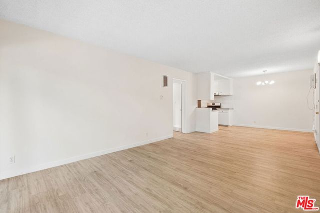 7540 Hampton 202, West Hollywood, CA 90046