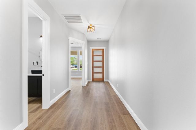 504 Stallings Street, Terrell, TX 75160