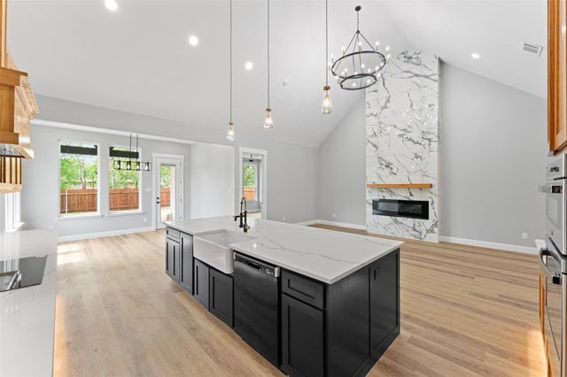 504 Stallings Street, Terrell, TX 75160