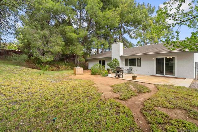 23556 Barona Mesa Rd, Ramona, CA 92065