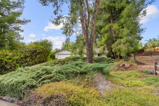 23556 Barona Mesa Rd, Ramona, CA 92065