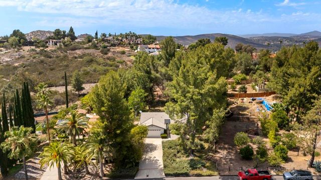 23556 Barona Mesa Rd, Ramona, CA 92065