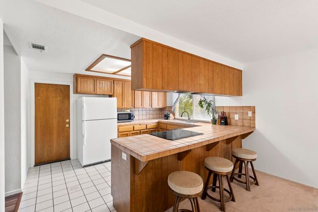 23556 Barona Mesa Rd, Ramona, CA 92065