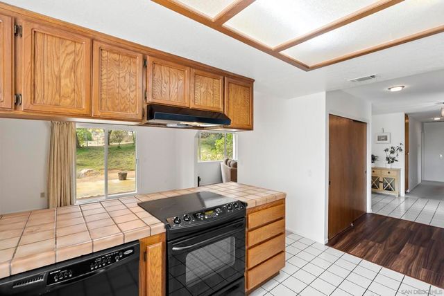 23556 Barona Mesa Rd, Ramona, CA 92065