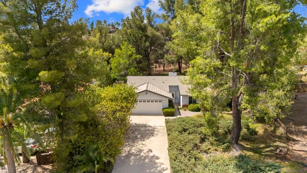 23556 Barona Mesa Rd, Ramona, CA 92065