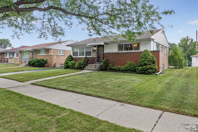 7226 W GREENLEAF Street, Niles, IL 60714