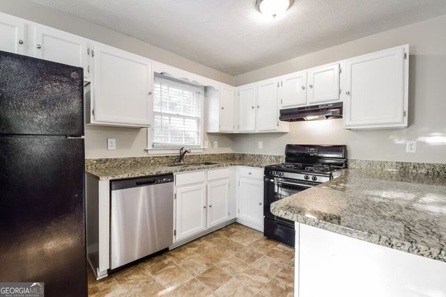 217 Landing Drive, Powder Springs, GA 30127