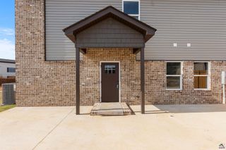 236 Beau Claire Circle, Byron, GA 31008