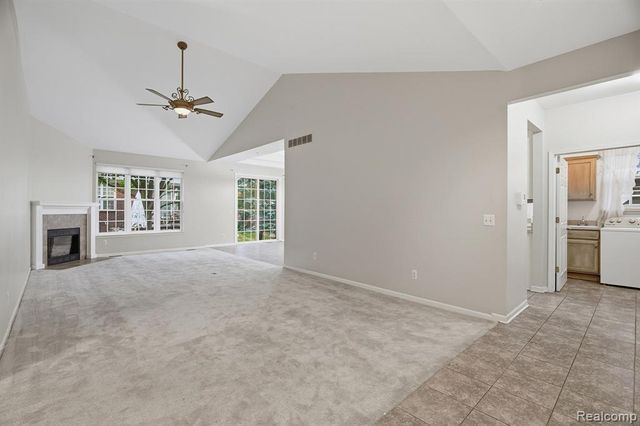 3265 Galaxy Boulevard, Sterling Heights, MI 48314