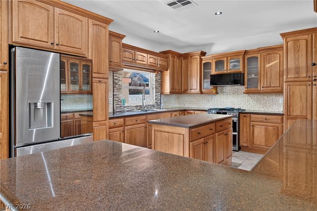 605 Lively Fiesta Way, Henderson, NV 89015