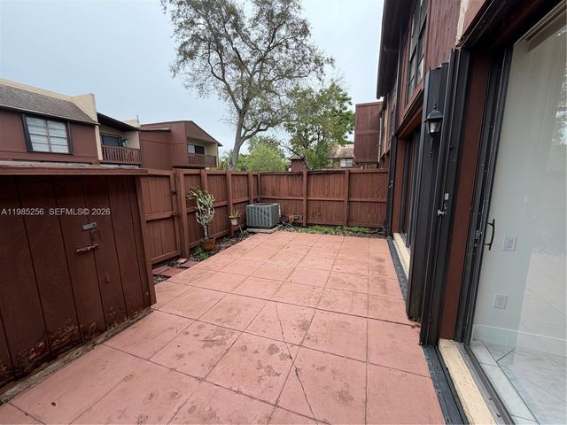 7009 SW 115th Pl D30, Miami, FL 33173