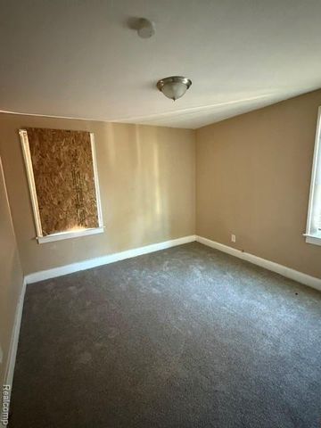 14975 Stansbury Street, Detroit, MI 48227