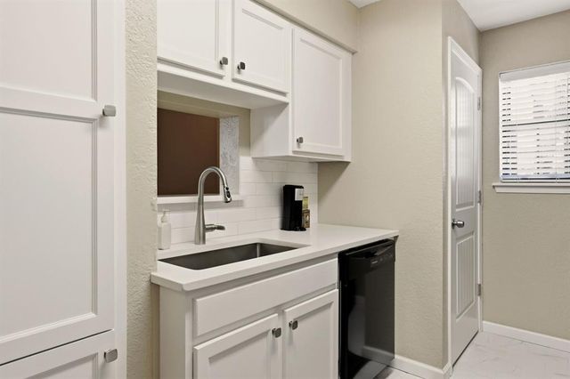 14307 N Pennsylvania Avenue 3H, Oklahoma City, OK 73134