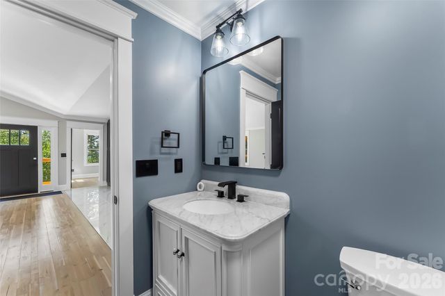 276 Coopers Drive, Hendersonville, NC 28739