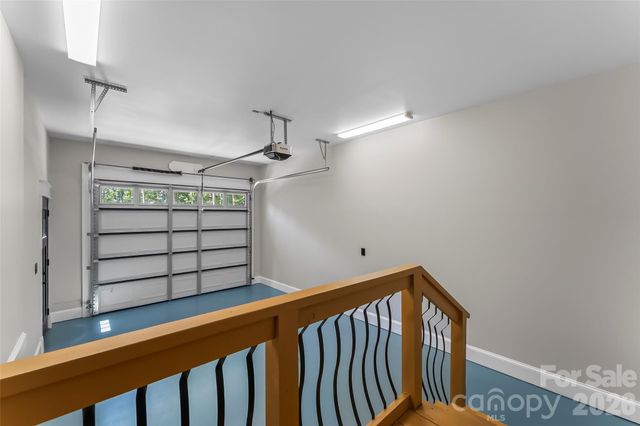276 Coopers Drive, Hendersonville, NC 28739