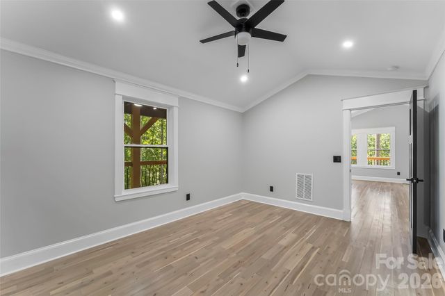 276 Coopers Drive, Hendersonville, NC 28739