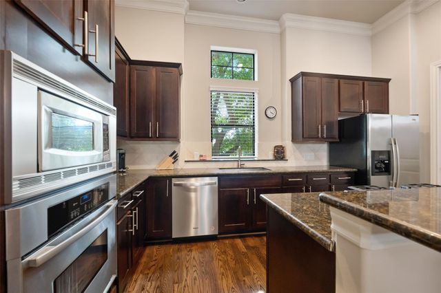 1629 Upland Lakes, Houston, TX 77043