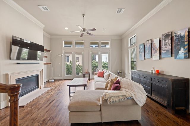 1629 Upland Lakes, Houston, TX 77043