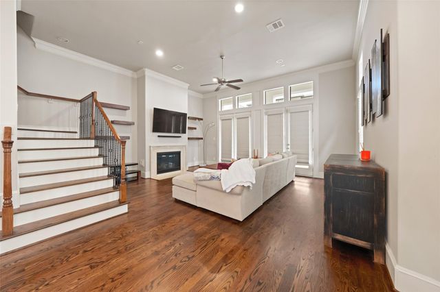 1629 Upland Lakes, Houston, TX 77043