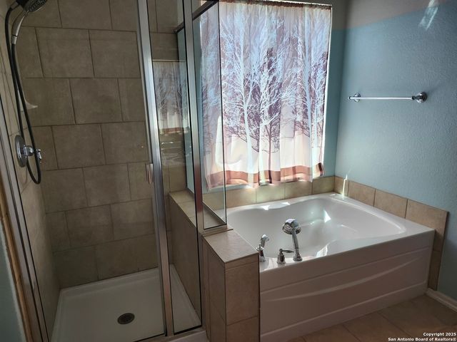 4739 BECKER VINE, San Antonio, TX 78253