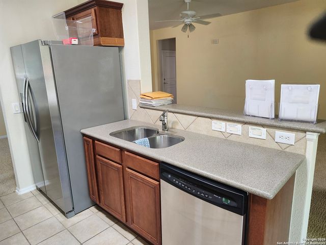 4739 BECKER VINE, San Antonio, TX 78253