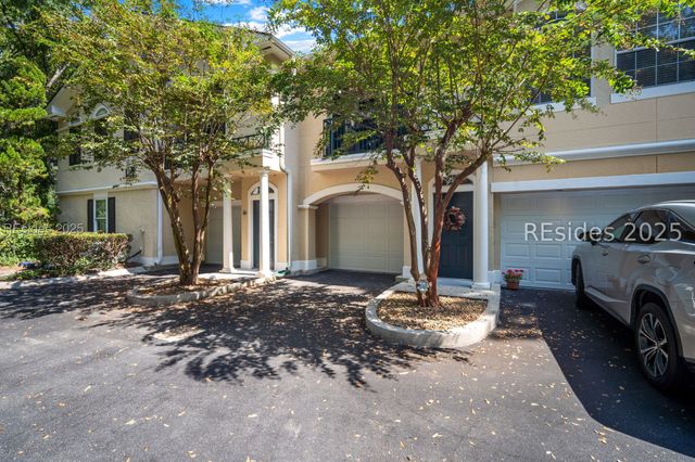 4 Indigo Run Dr Apt 711, Hilton Head Island, SC 29926