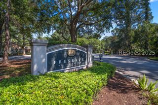 4 Indigo Run Dr Apt 711, Hilton Head Island, SC 29926