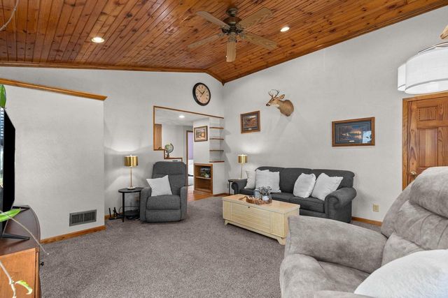 121 E 2ND STREET, Kimberly, WI 54136