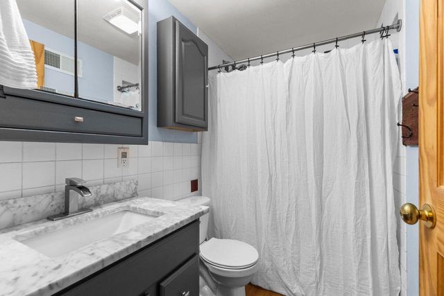 121 E 2ND STREET, Kimberly, WI 54136