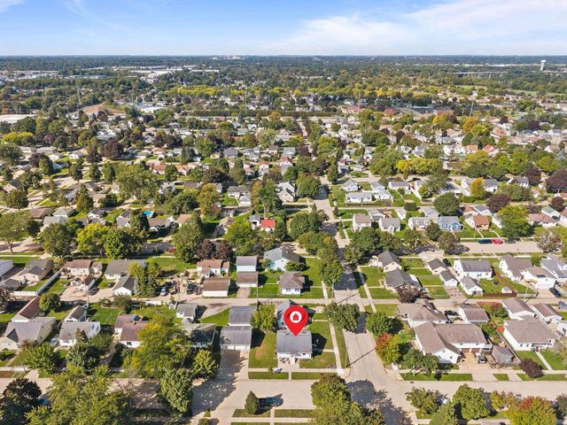 121 E 2ND STREET, Kimberly, WI 54136