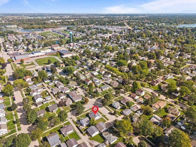 121 E 2ND STREET, Kimberly, WI 54136