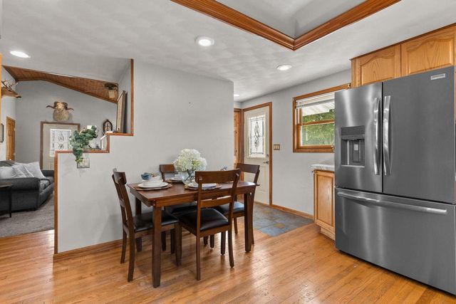 121 E 2ND STREET, Kimberly, WI 54136