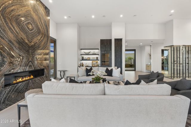10354 E CELESTIAL Drive, Scottsdale, AZ 85262